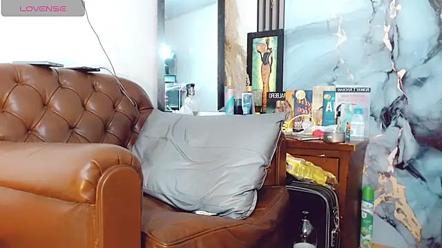 [29 Aug 19:06] Private Show - Vídeo de khiara_moretti, modelo de vídeos