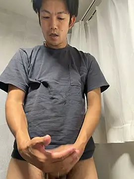 [21 Jun 23:15] Ticket Show - video di -yu-kogepanman modella di cam