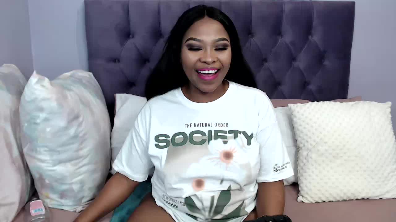 finger fuck, squirt and dildo ride on the floor fun vibes - video by Miss_Wild_ cam model