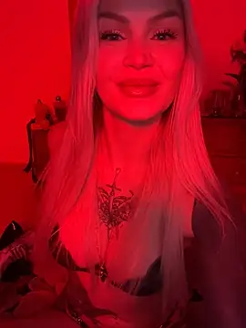 [25 Feb 21:47] Private Show - Video von RayaMayvii Cam-Model