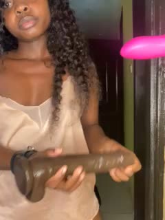 Quick squirt on big dildo Show