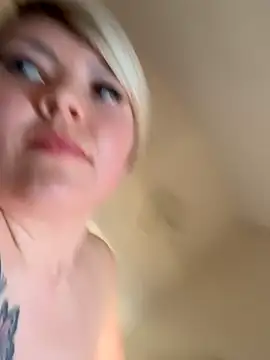 [25 Oct 16:32] Private Show - video by xxcurvyjessiexx cam model