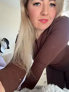 [2 Nov 13:22] Private Show - video by xxcurvyjessiexx cam model