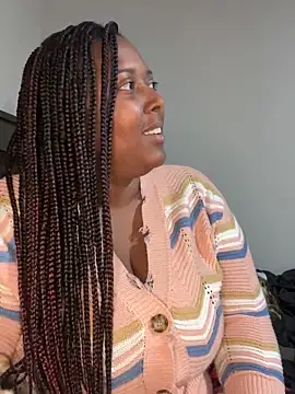 [3 Jan 01:27] Private Show - vidéo du modèle de showcams Oya999IAM