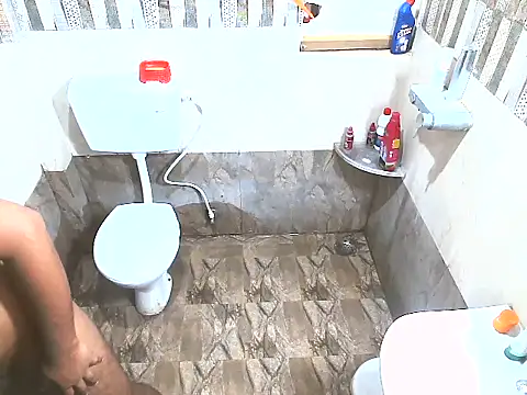 [24 Sep 09:13]  Shower Show - video by Dusky_Aarav cam model