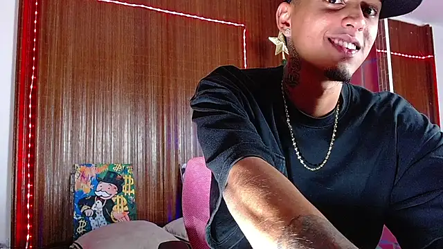 Hard cock and huge load - vidéo du modèle de showcams Liam_lee