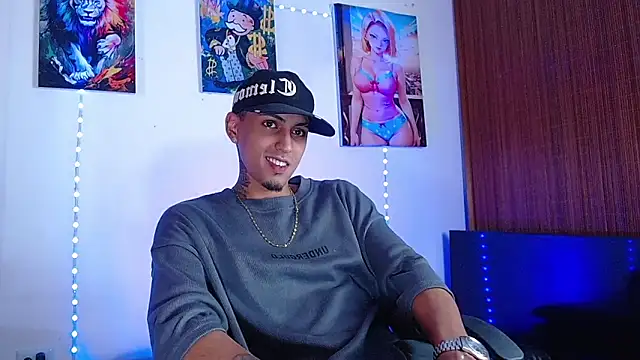 Suck and swallow my cum baby - vidéo du modèle de showcams Liam_lee