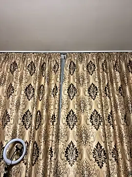 Bj, rude dildo&squirt - video van NadiraNoor cam-model