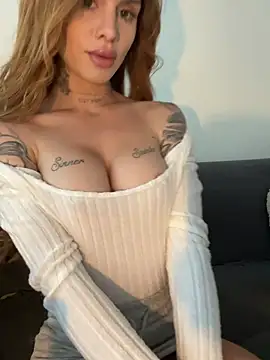 full naked & fingers in🔥