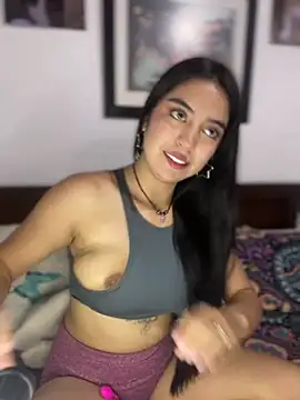 [1 Mar 13:07] Private Show LESBIAN SHOW - فيديو من PamelaFtMia موديل الكام