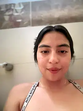 I MASTURBED IN MY IN-LAWS' BATHROOM  Ticket Show - فيديو من PamelaFtMia موديل الكام