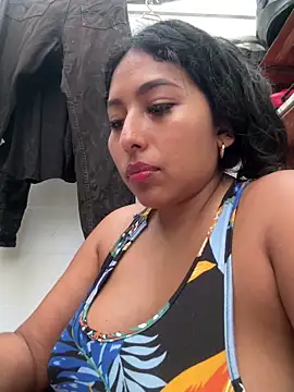 Private Show - clip cu emmyjhonson07 model videochat