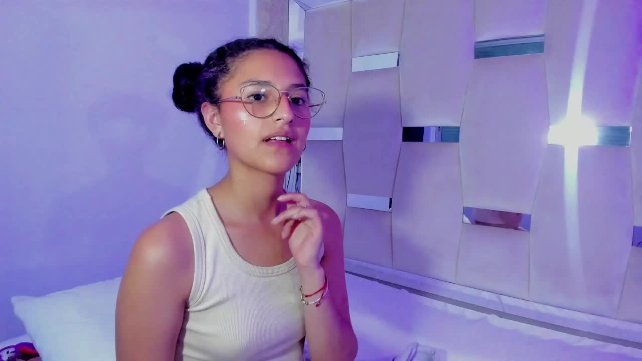 [7 Nov 04:20] Private Show - 視頻由 Miia002 主播提供