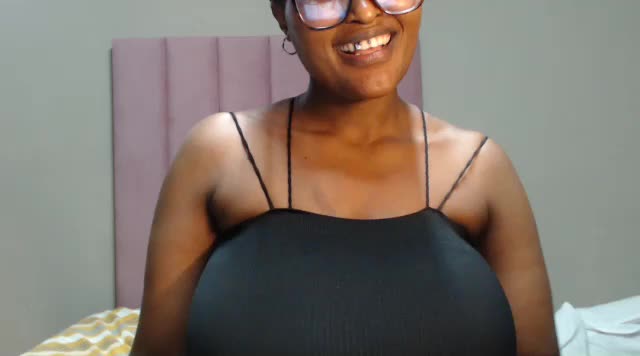 [24 Feb 04:19] Private Show - Vídeo de Bustygoddess32, modelo de vídeos