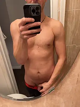 [24 Jan 16:38] Public Show - vídeo de la modelo de cam Arthur2288@xh