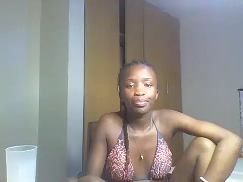 [5 Jul 23:26] Private Show - video by sexxieassy_hanaz cam model