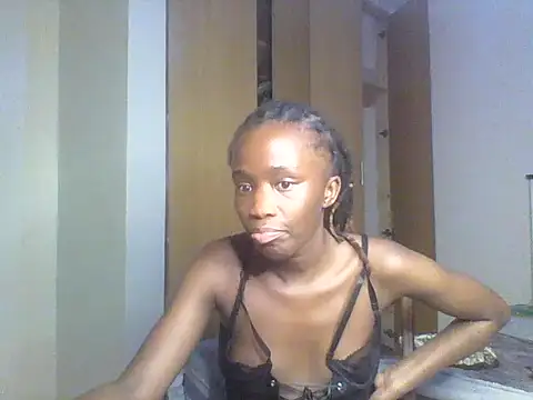 [19 Sep 06:41] Private Show - video by sexxieassy_hanaz cam model