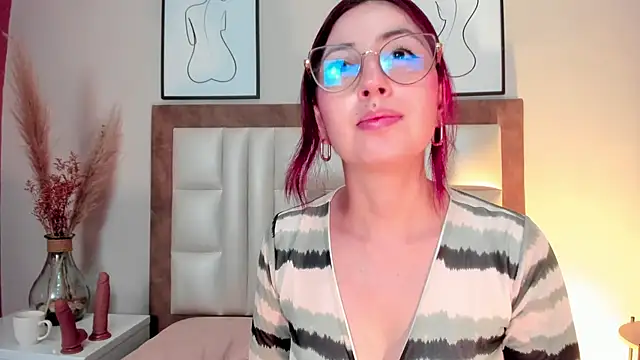 Domi on high - vídeo de Emilywatsonn