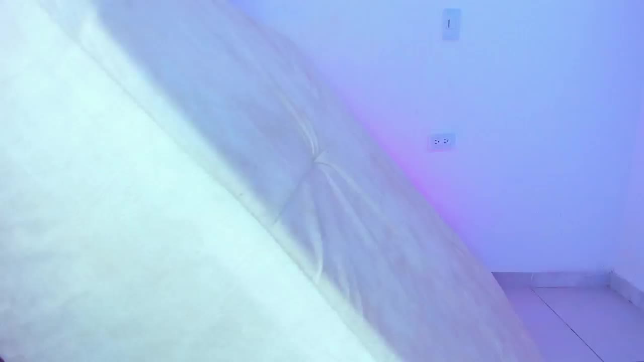 ASS FUCK SHEILA TIED TO A BED FACE DOWN & FUCK FACE NO MERCY - Video von Threesome-no-mercy Cam-Model