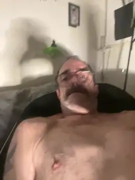 [2 Mar 00:54] Public Show.  Erase - 視頻由 Chance4NewFun 主播提供