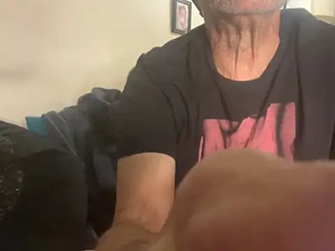 [5 Mar 03:42] Public Show.    Erase - 視頻由 Chance4NewFun 主播提供