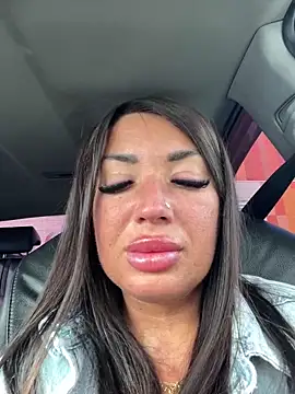 Play in pablick car and squirt (new video )