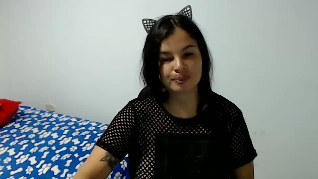 messy deep throat and much spit - video oleh Aliciaheart kamera model