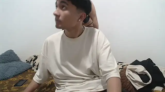 Anal show with happy ending－カメラキャストのSaraAndThomasの動画