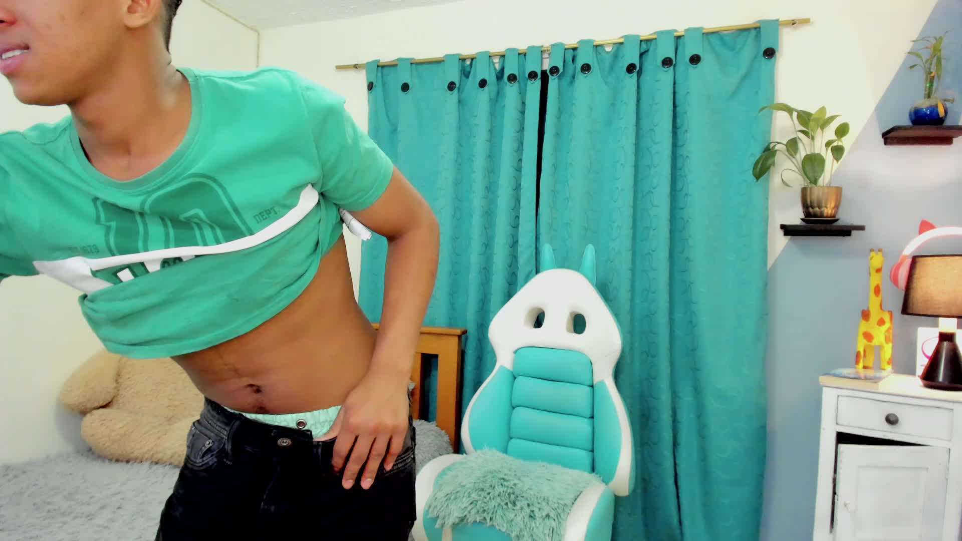 [15 Sep 22:06] Private Show - video av Noah_Smith04 cam model