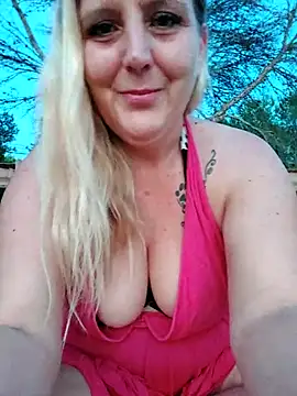 [23 Aug 20:46] Spy Show - video by BecciDeluxe cam model