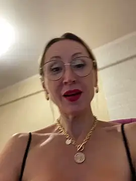 [14 Jul 23:26] Private Show - video by LauraDavis cam model