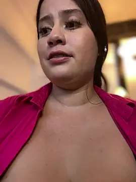 striptease, fingers in my pussy