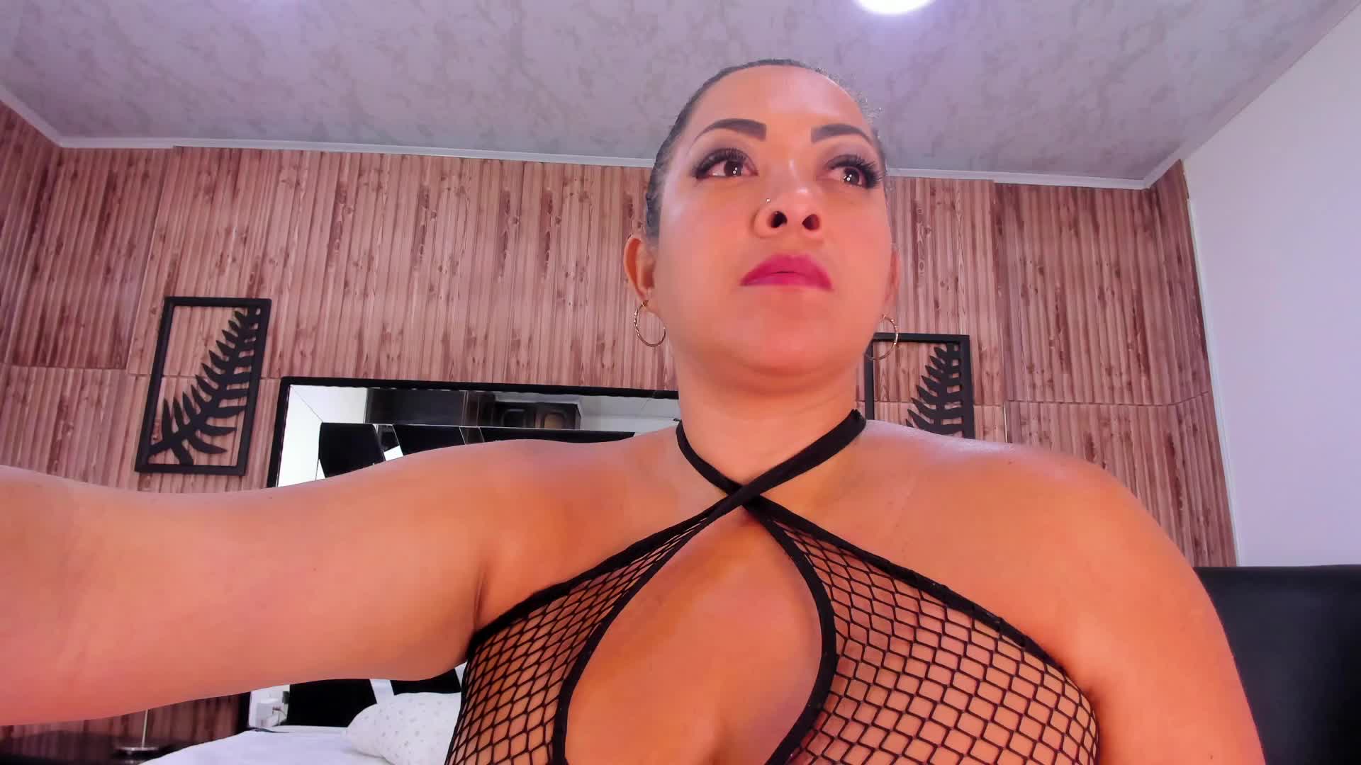 Tights - 視頻由 MelissaaCortes 主播提供