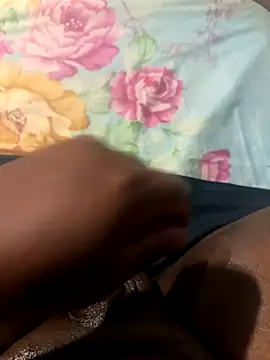 Public Show - video by amil93sl cam model