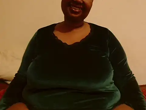 [24 Aug 23:56] Private Show_showing my sexy big belly - video by ThickSexyMelons cam model