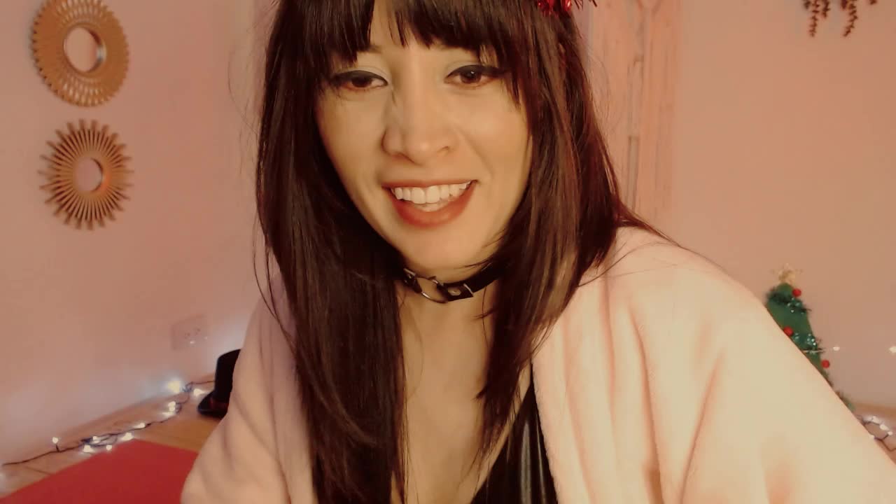 [14 Dec 19:05] Private Show - video by isis_diosa cam model