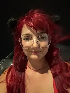 🫣 sucking dildo and squirting on strangers car naked