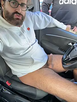 Mira como se corre sobre mi cara - فيديو من eduardbareback موديل الكام