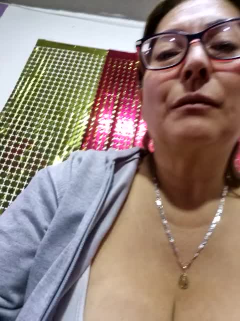 54- my playful pussy wants your delicious cock