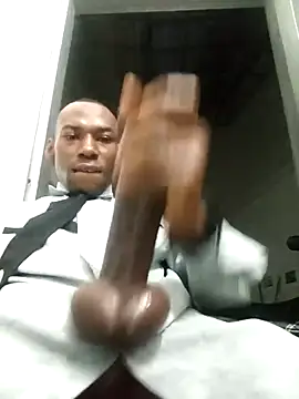 [17 Aug 21:04] Public Show - vidéo du modèle de showcams 24Centimetrovergon