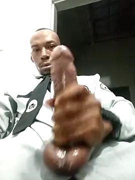 [18 Aug 21:03] Public Show - vidéo du modèle de showcams 24Centimetrovergon