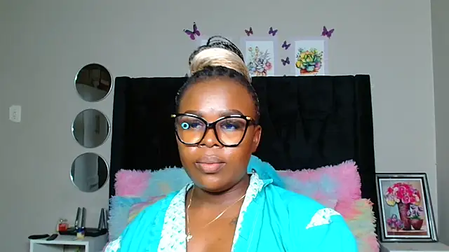 TWERK N PUSSY PLAY MISSIONARY😜😋 – видео вебкам-модели BLACKBERRYXX