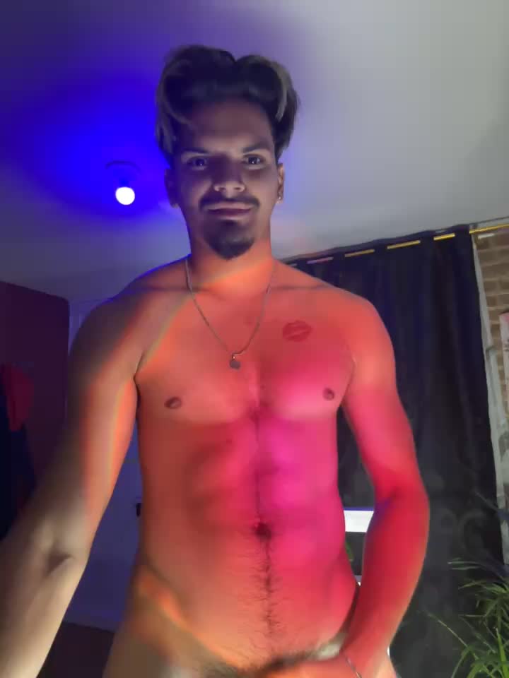 CUM CUM 🔥🔥 - فيديو من HotBeastBoy موديل الكام