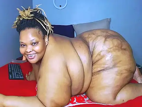 [13 Jul 04:03] spead ass - video oleh model kamera fatafricanqueen