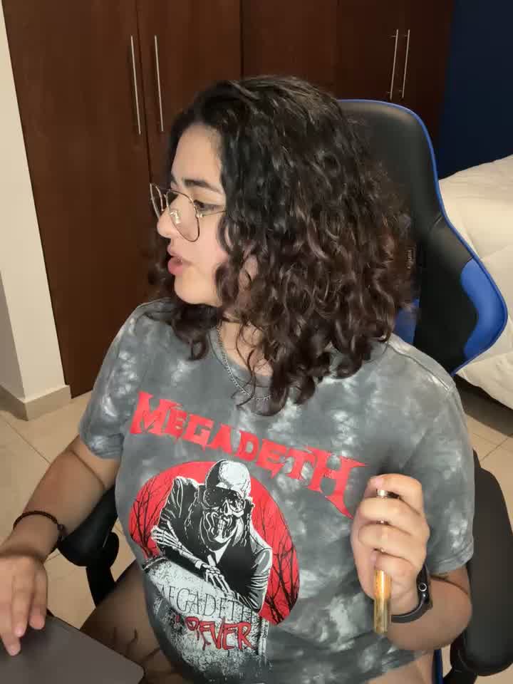 PRIV SHOW - video by Ales_Kitten cam model