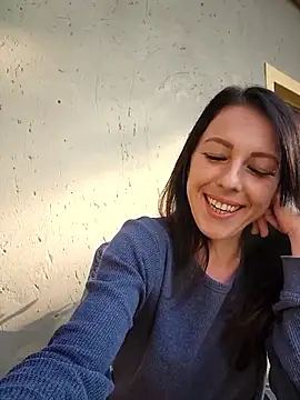 Fuck me outdoor and finger me until I squirt - video by NaughtyAna cam model
