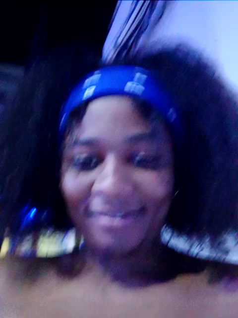 COCO PLAYS OUTSIDE.....COME JOIN ME WOULD YOU? - วิดีโอโดย CocoBootyyy โมเดลแคม