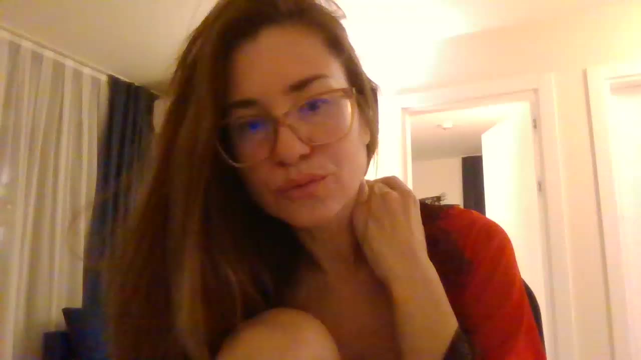 [29 Sep 00:46] Private Show－カメラキャストのKaramel69の動画
