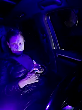 I’m RV & Porsche camping 14 Nov. 2024 finger fucking show - 視頻由 TheDime 主播提供