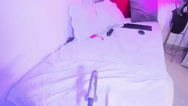 Experience and a lot of horniness, I move my ass on top of you.
